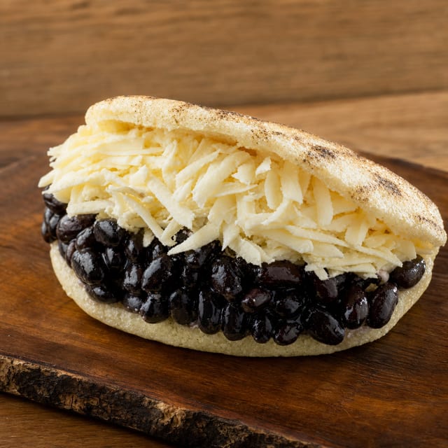 Domino Arepa.